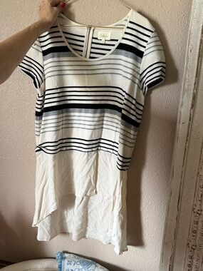 Anthropologie Ivory, Black and Gray Striped Short-Sleeve Tunic